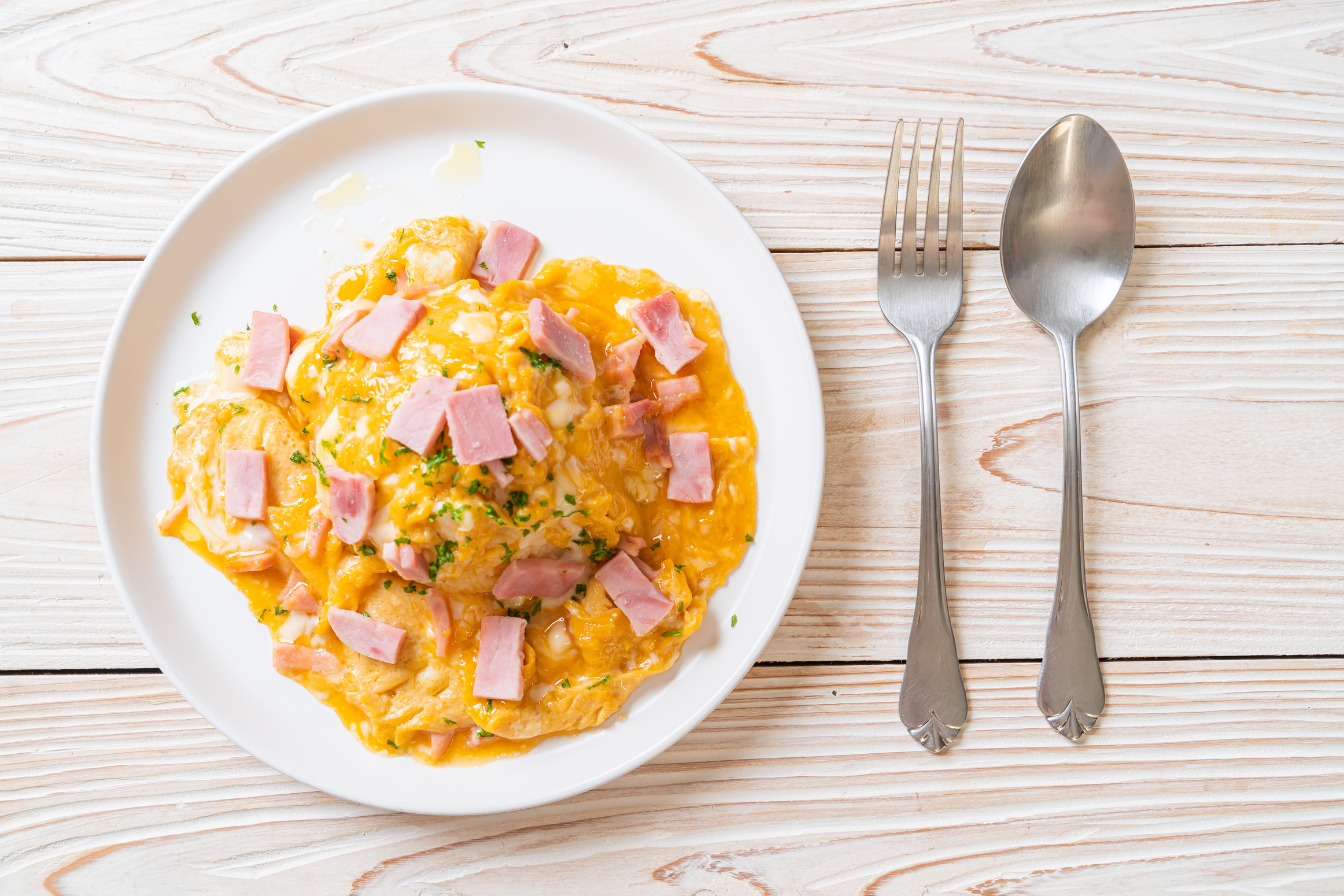 Creamy Omelet with Ham on Rice
