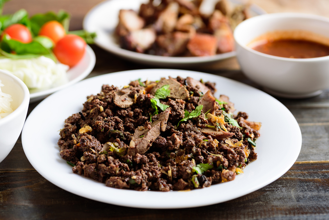 Northern Thai food, spicy minced pork salad (Larb Moo Kua)